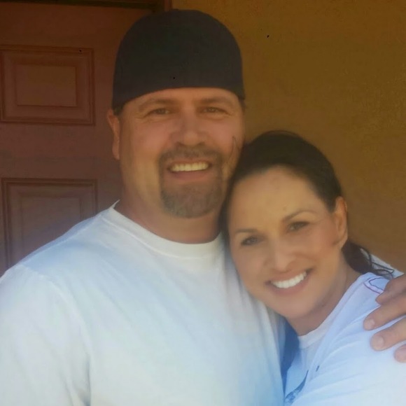 Meet your Posher, Gloria - Picture 1 of 1